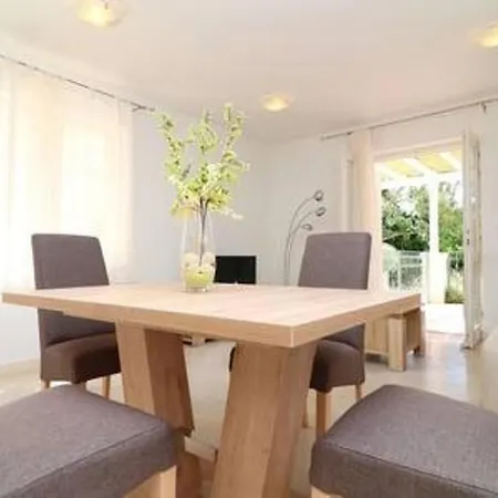 Lägenhet Seafront Silence - One Bedroom With Terrace And Sea View