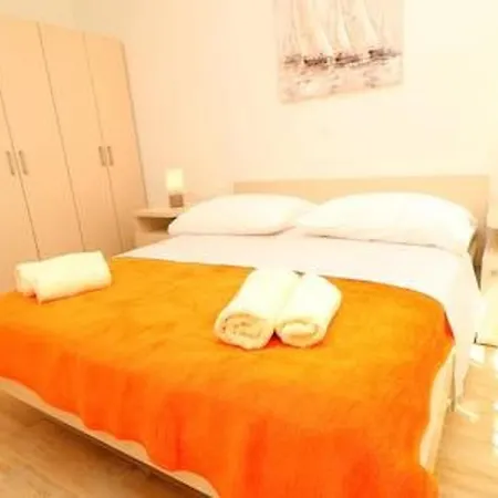 Seafront Silence - One Bedroom With Terrace And Sea View 公寓
