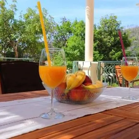 Seafront Silence - One Bedroom With Terrace And Sea View 公寓
